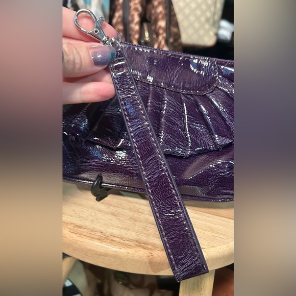 Deep Purple Vegan Patent Leather Clutch Wristlet Bag NWOT!​​​ - Picture 4 of 6